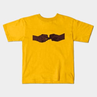 Finger snap handshake Kids T-Shirt